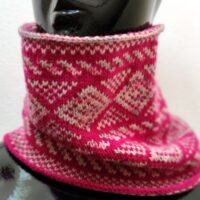 Park Bench Neck Warmer