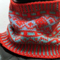Three-color Fair Isle Cowl